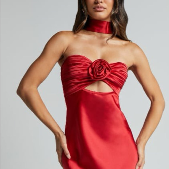 Hello Molly Red Strapless Dress | 4 - Picture 2 of 10